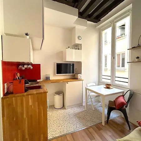 Large - Heart Of * Paris