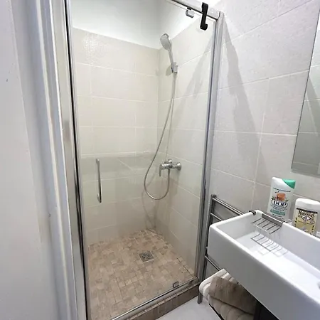 Large - Heart Of Lejlighed Paris